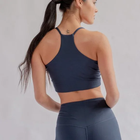 GIRLFRIEND COLLECTIVE Cleo Workout Sports Bra Midnight NWT - Picture 2 of 5